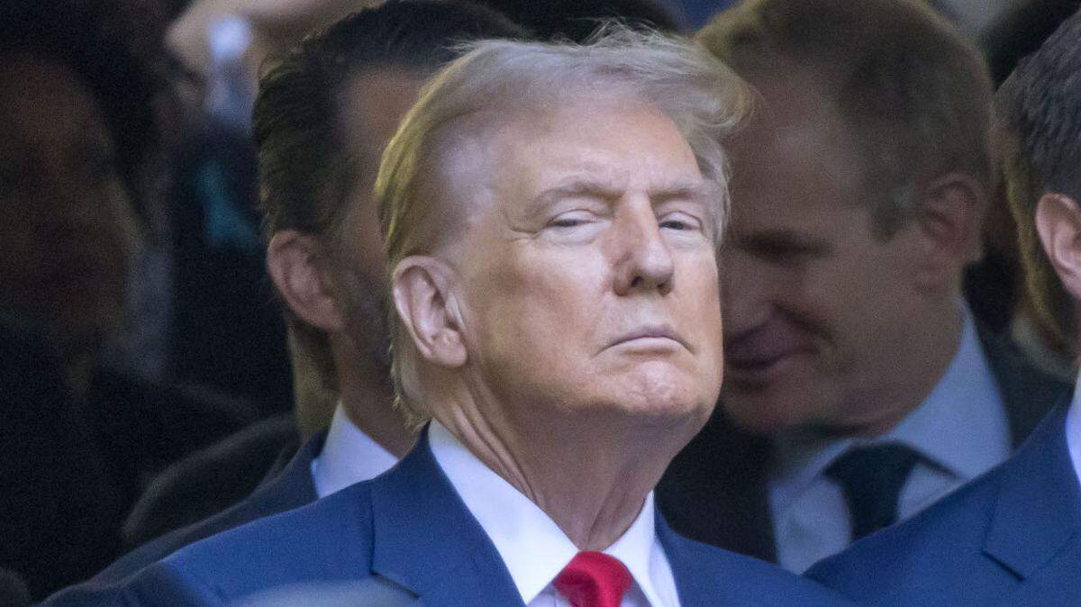 El expresidente estadounidense Donald Trump durante una ceremonia en memoria de las víctimas de los ataques terroristas al World Trade Center el 11 de septiembre de 2001 en el complejo del WTC en Nueva York en Estados Unidos.