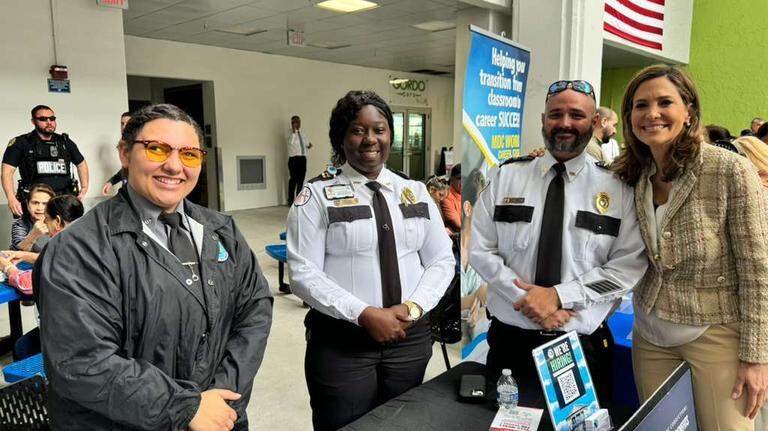 Feria de trabajo reunirá en Miami a 60 empleadores del sector privado y el gobierno