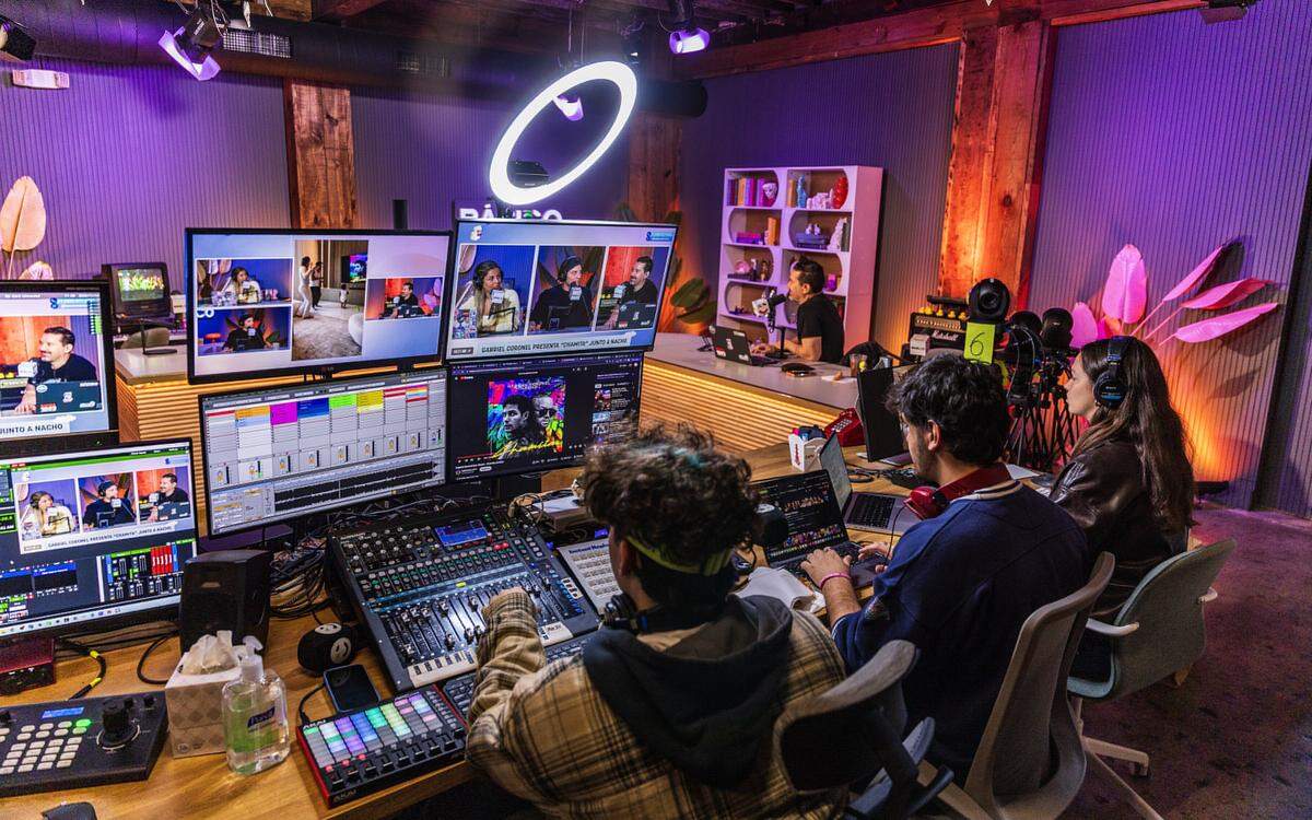 Inside view of the Básico Stream, studio, a digital channel based in Miami created by  Leo Lavazza, Alejandro Pimentel and Adrian Santucho, last April, 100% aimed at the U.S. Hispanic market, on Tuesday November 11, 2025.