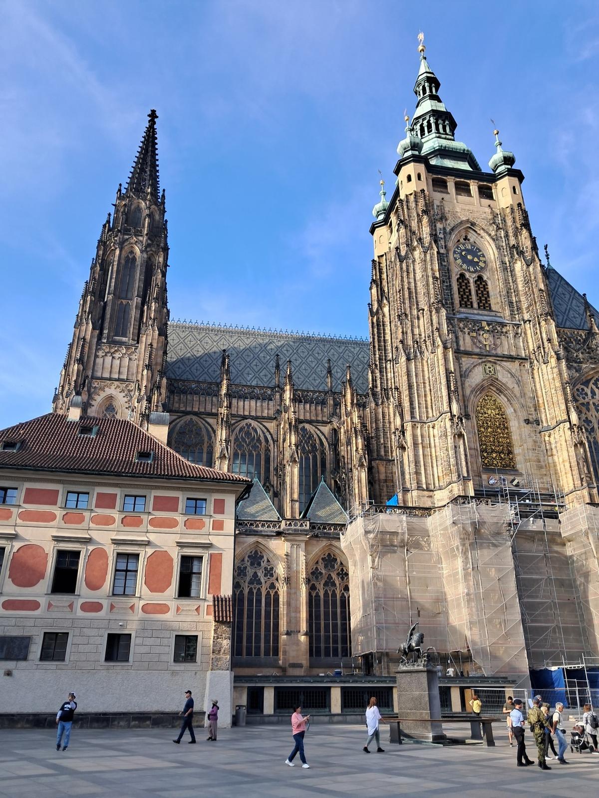 La Catedral de San Vito, ubicada en el conjunto monumental del Castillo de Praga.