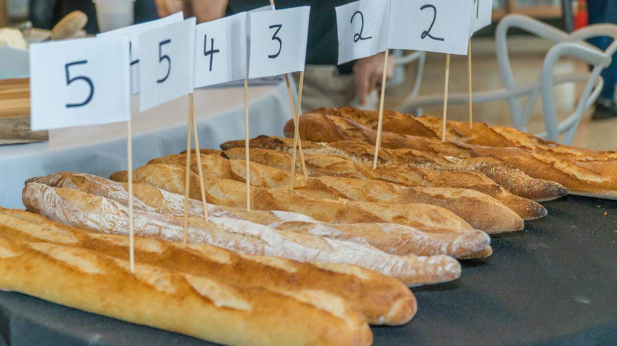 Quienes sí que han conseguido hacer el mejor pan de Miami son los participantes en la Batalla de Baguettes en el National Hotel, en Miami Beach, organizado por French Morning. Les presentamos las cinco mejores baguettes de Miami y el sur de la Florida.