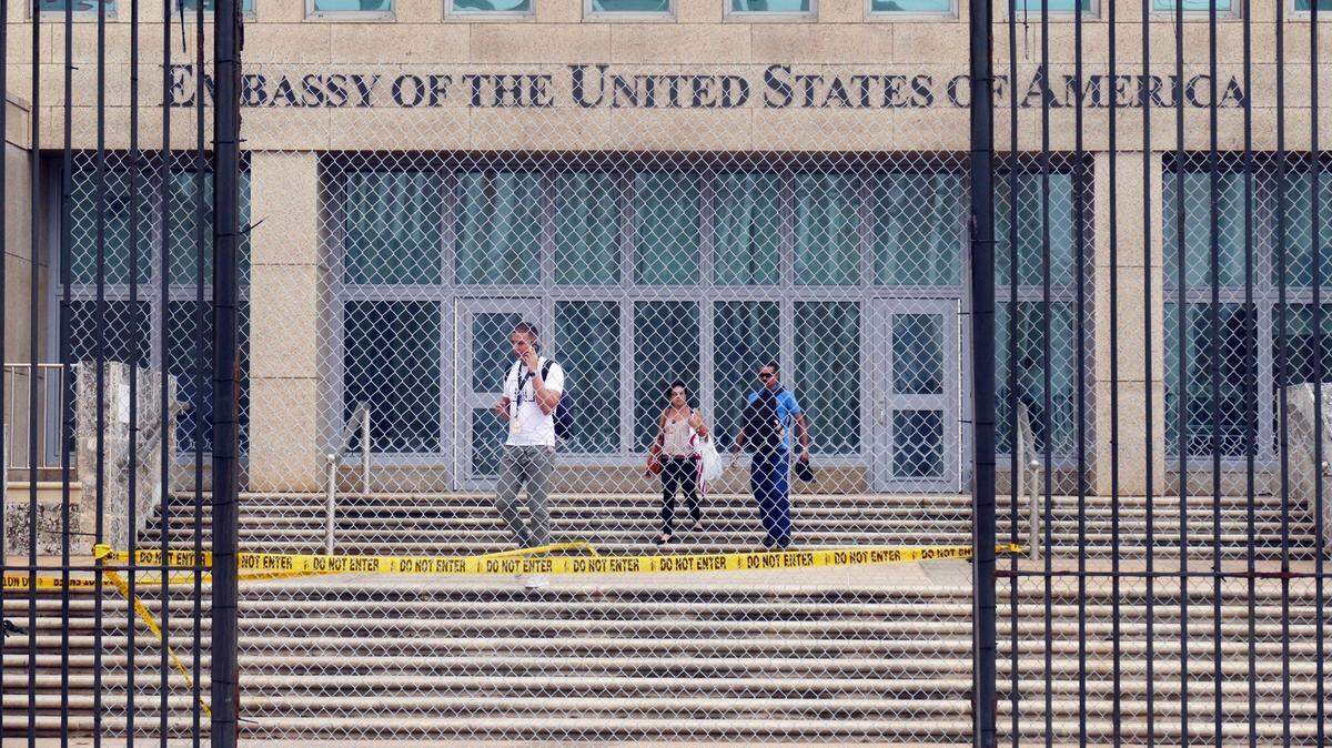 La embajada de EEUU en La Habana, Cuba, reanudará todos los servidos de tramitación de visados de inmigrante a principios de 2023.