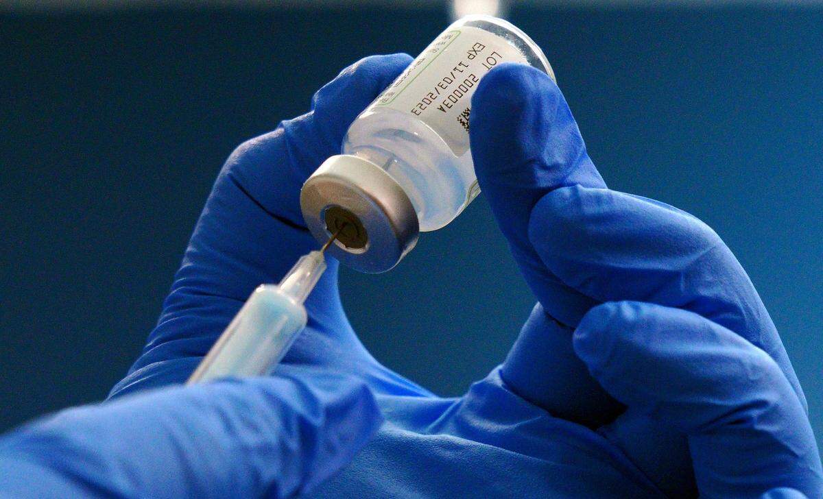 The Benton Franklin Health District recommends getting vaccinated against COVID-19, influenza and respiratory syncytial virus.