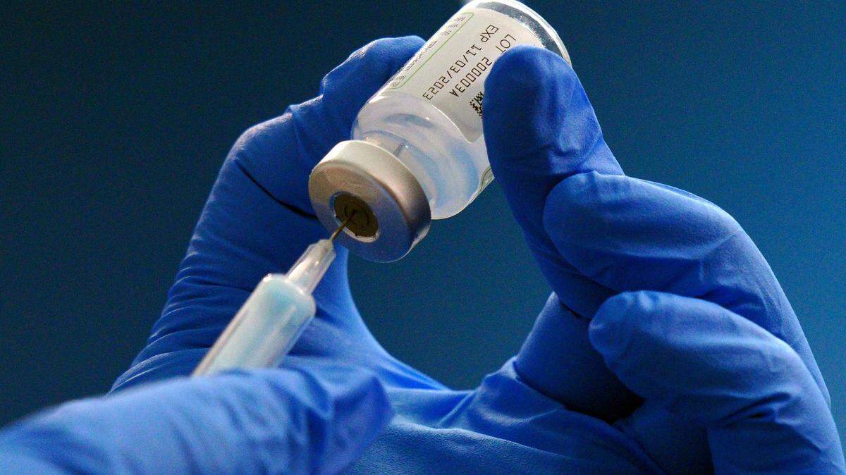 Las vacunas son eficaces previniendo la infección de los distintos virus Influenza que se pretenden evitar.