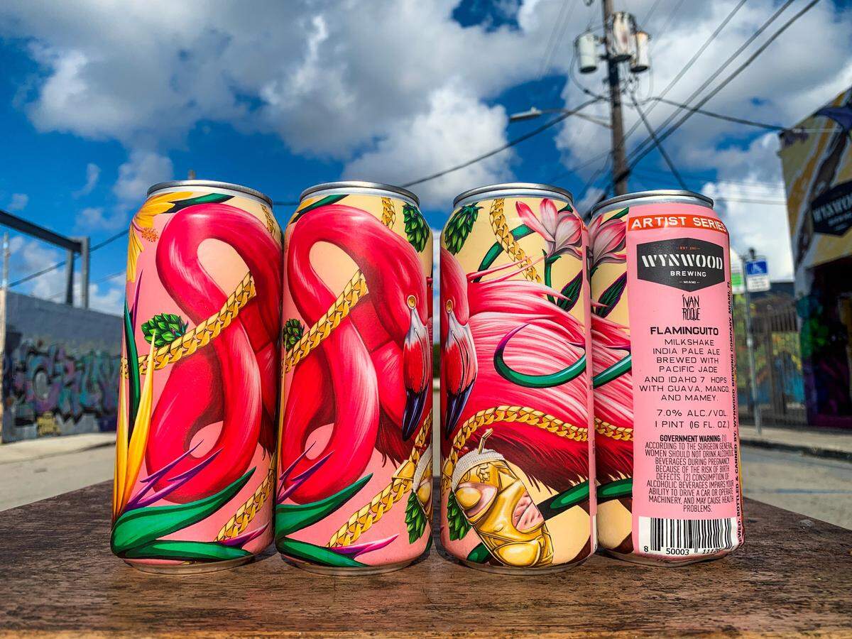 Wynwood Brewing Company se acaba de asociar con el artista local de Miami Iván Roque para desarrollar su segundo lanzamiento de Artis Series 2021: Flaminguito, un Milkshake IPA con guayaba, mango y mamey.