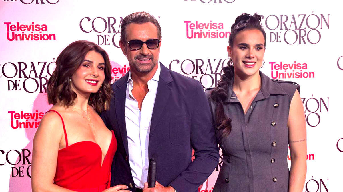 Gabriel Soto, Mayrín Villanueva y Gala Montes.