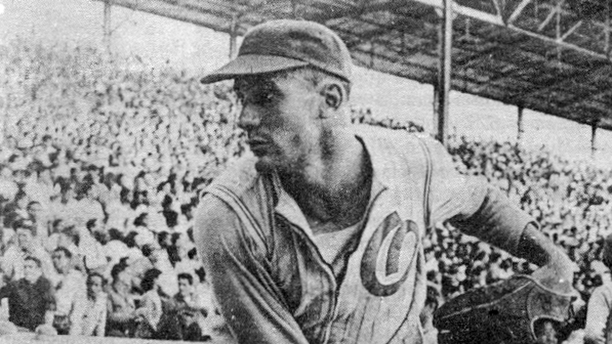 El “Dios” de la lomita de los Orientales. Así llamaban a Manuel Alarcón, el estelar pitcher cubano que trabajó en la primera década de las Series Nacionales.