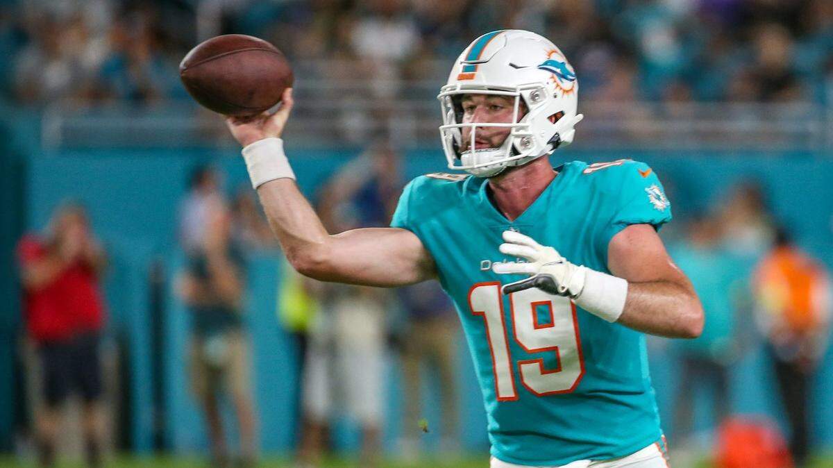 Skylar Thompson no pretende ser un héroe en el partido más importante de la temporada de los Dolphins. Solo quiere ser él mismo, sonreír y divertirse. A fin de cuentas jugar el deporte que ama.