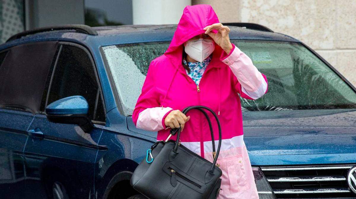 El Centro Nacional de Meteorología (NWS) advirtió que, aunque parece que el tiempo se mantendrá calmado, la lluvia volverá esta semana. Esta foto de junio de 2021 podría ser el pronóstico de lo que el sur de la Florida podría ver este viernes de 22 de octubre.