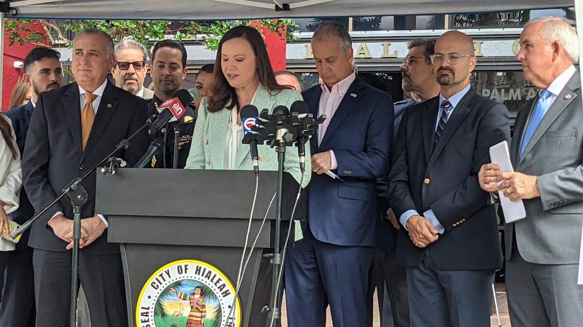La procuradora general del estado, Ashley Moody, anunció que se asociará con los congresistas estatales en la próxima legislación donde se suministrará una revisión de los estatutos actuales que determinan el estado de delito grave por robo minoristas, el 5 d enero de 2022.