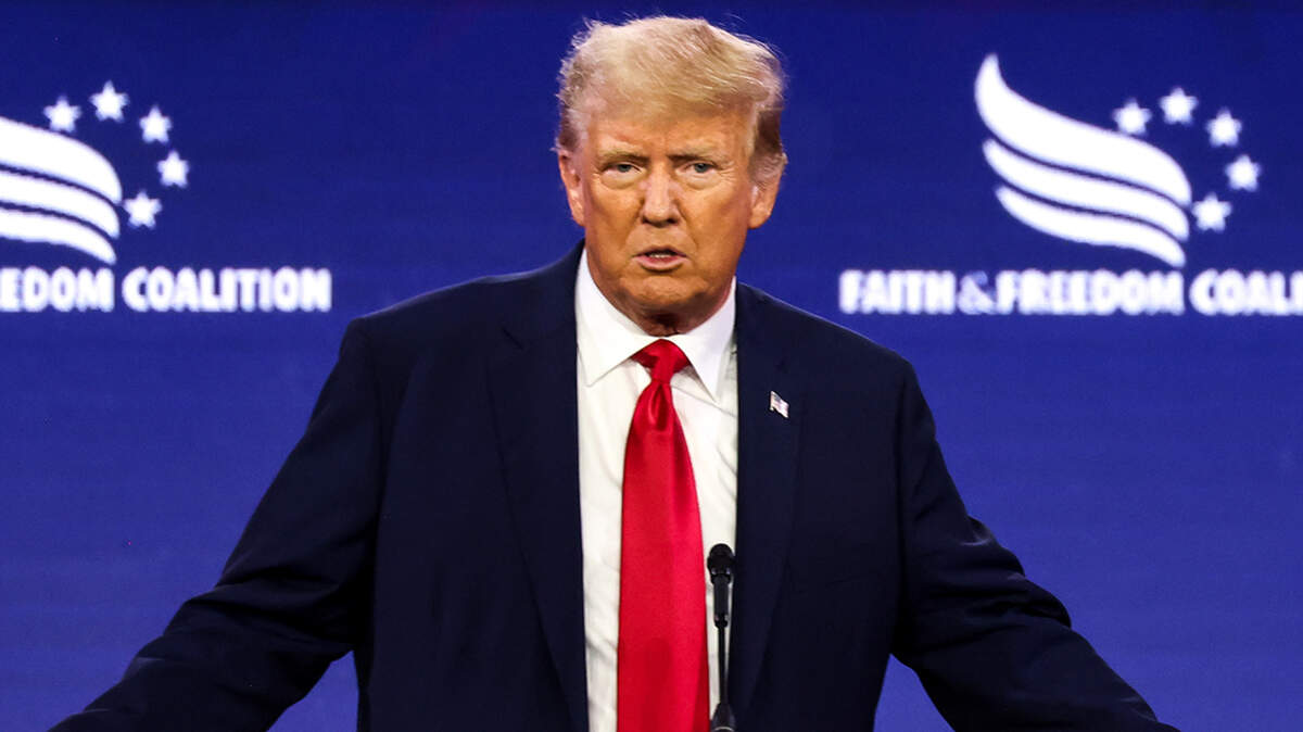 Foto de archivo. El expresidente Donald Trump viajará la próxima semana a Michigan, un estado sin clara preferencia política, para reunirse con trabajadores automotrices en huelga en lugar de participar en el segundo debate presidencial del Partido Republicano, informó el lunes una persona al tanto de sus planes.