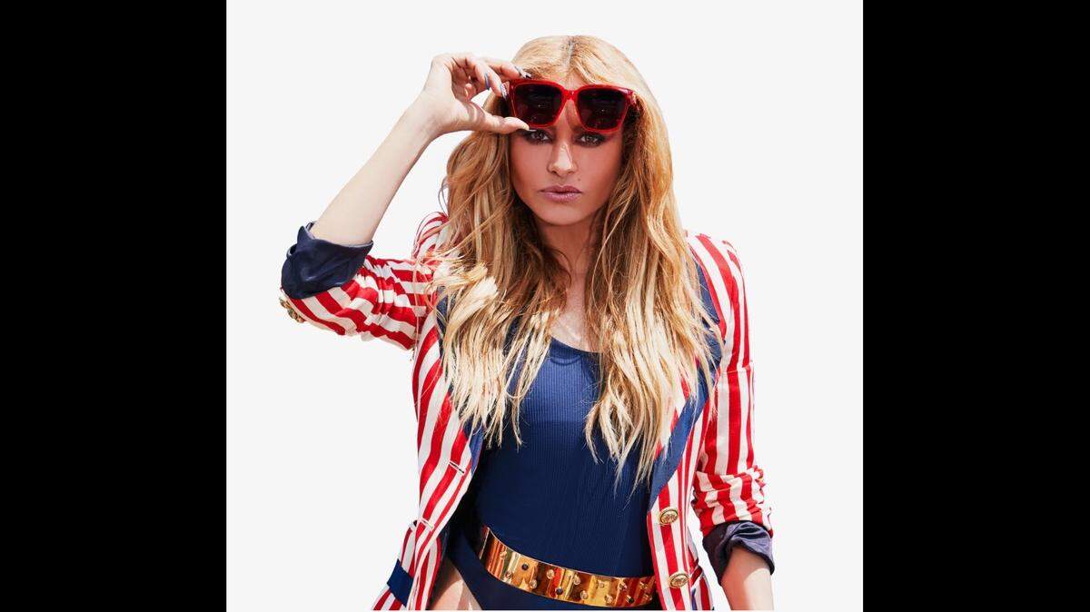Entre las artistas que siempre han apoyado a este colectivo, está la cantante Mexicana Paulina Rubio quien se presentará el 18 de septiembre.