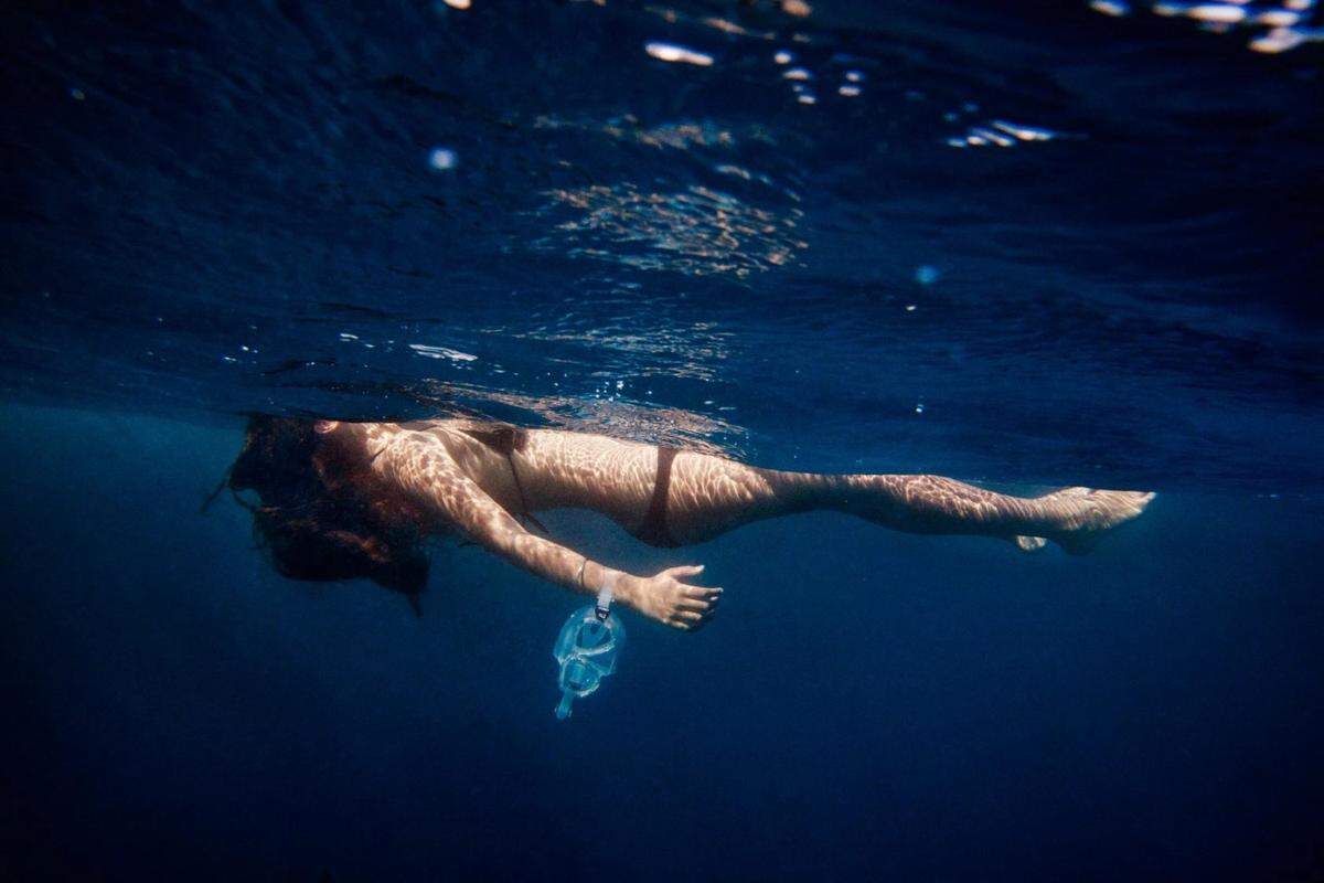 “Olivia” (Bodrum, Turquía), 2013, del artista Juan Lamarca. Fotografía en papel de algodón de archivo de bellas artes 20 x 30 pulgadas. Exhibición en Hyde Midtown Miami, curada por Manolis Project.
