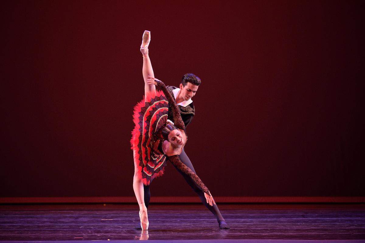 Katherine Barkman y Jorge Oscar Sánchez, ambos del Washington Ballet, artistas invitados en el XXVI IBFM (2021).