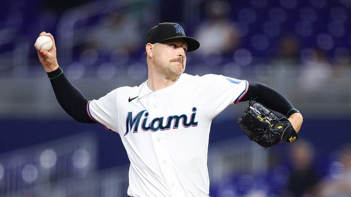 El abridor de los Marlins Janson Junk trabajó 5.1 entradas de una sola carrera ante los Filis de Filadelfia y ponchó a seis rivales sin otorgar boletos, el lunes en Miami. 