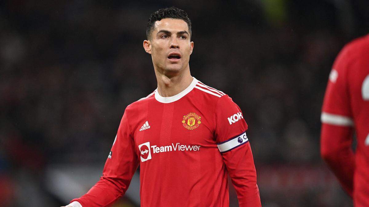 Foto de archivo. El portugués Cristiano Ronaldo, delantero del Manchester United, detalló sus intenciones esta temporada y dijo que no acepta quedar fuera de los tres primeros en la Premier League.