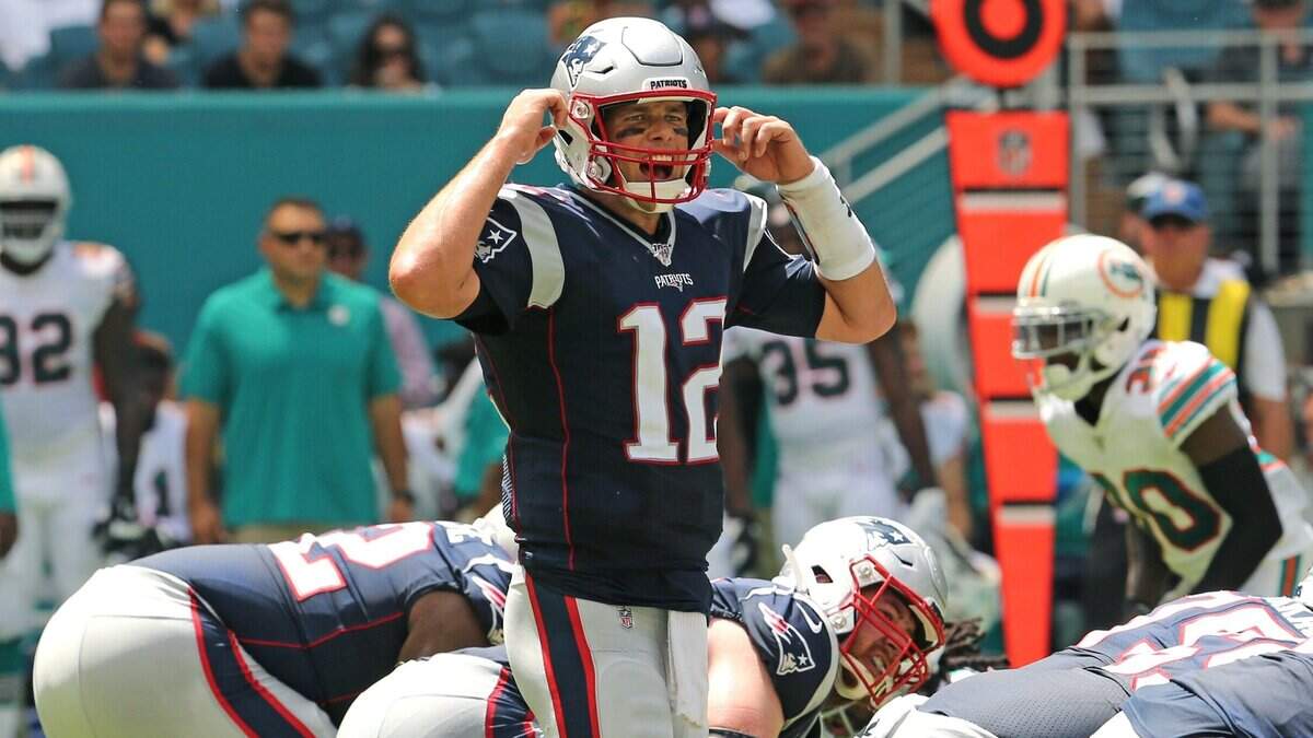 Foto de archivo. Otro informe de Pro Football Talk vincula a los Dolphins con el estelar quarterback Tom Brady y afirma que el equipo de Miami tenía planes de presentarlo como propietario minoritario, poco después de que anunciara su intención de retirarse en febrero. 