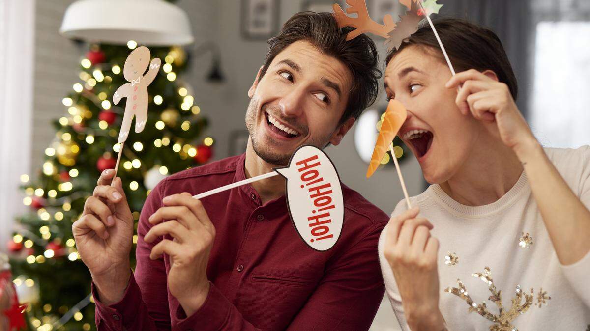 El sentido del humor y las risas ayudan a liberar la tensión acumulada y fortalece los vínculos familiares y sociales. 