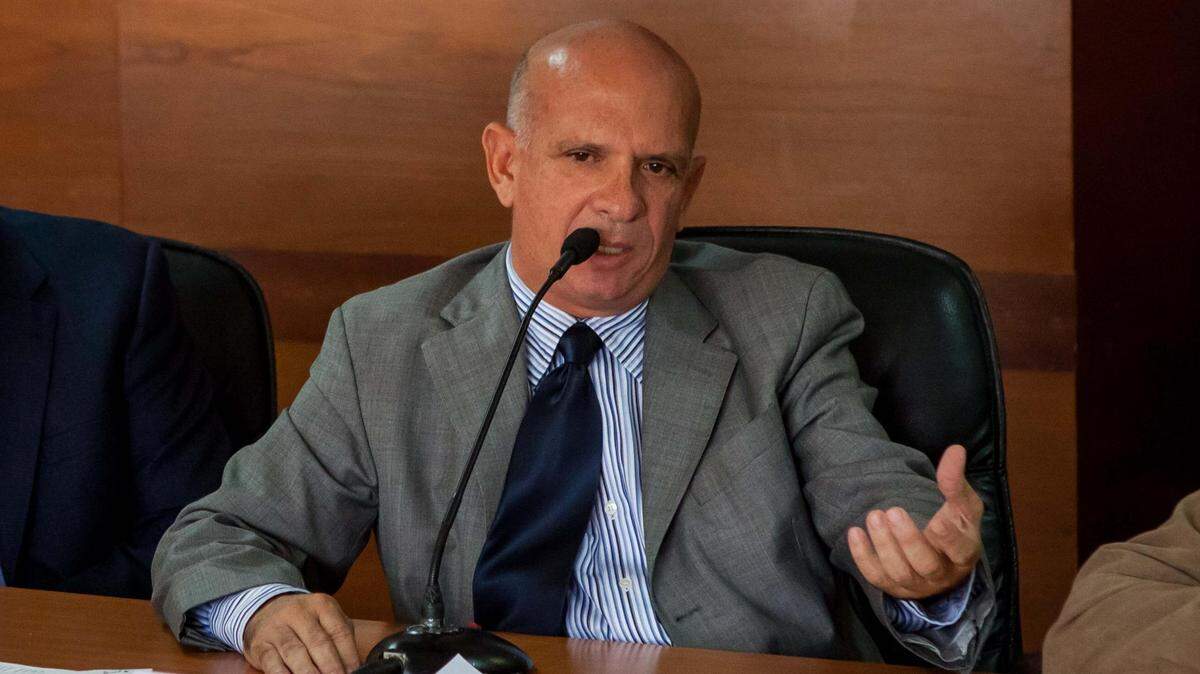 Fotografía de archivo del 27 de enero del 2016. El venezolano Hugo Armando Carvajal Barrios, exgeneral chavista detenido en Madrid y considerado el fugitivo más buscado de Estados Unidos por tráfico de drogas, ha pedido declarar voluntariamente ante la Justicia española para aportar datos sobre las relaciones entre la banda terrorista española ETA y las FARC colombianas, informaron este jueves fuentes judiciales..