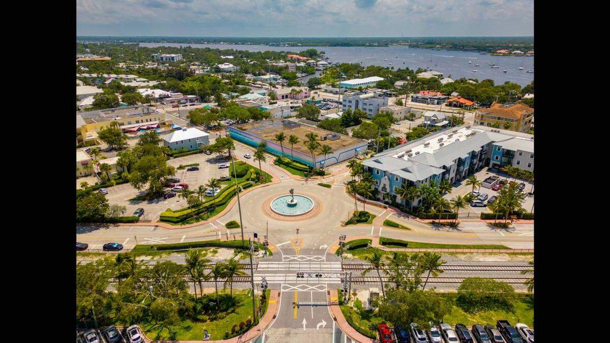 Stuart, una pequeña ciudad de la Florida fue seleccionada como la número uno del país para jubilarse.