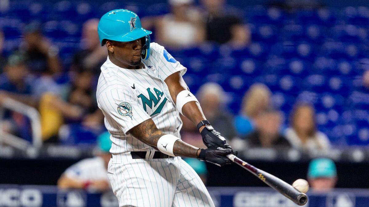 Con línea ofensiva de .241/.328/.516 con 35 jonrones en 525 viajes al plato, queda claro que Jorge Soler vive un cambio radical con respecto a la temporada del 2022, su primera en Miami, en la que dejó solo cifras de .207/.295/.400 durante una campaña marcada por las lesiones.
