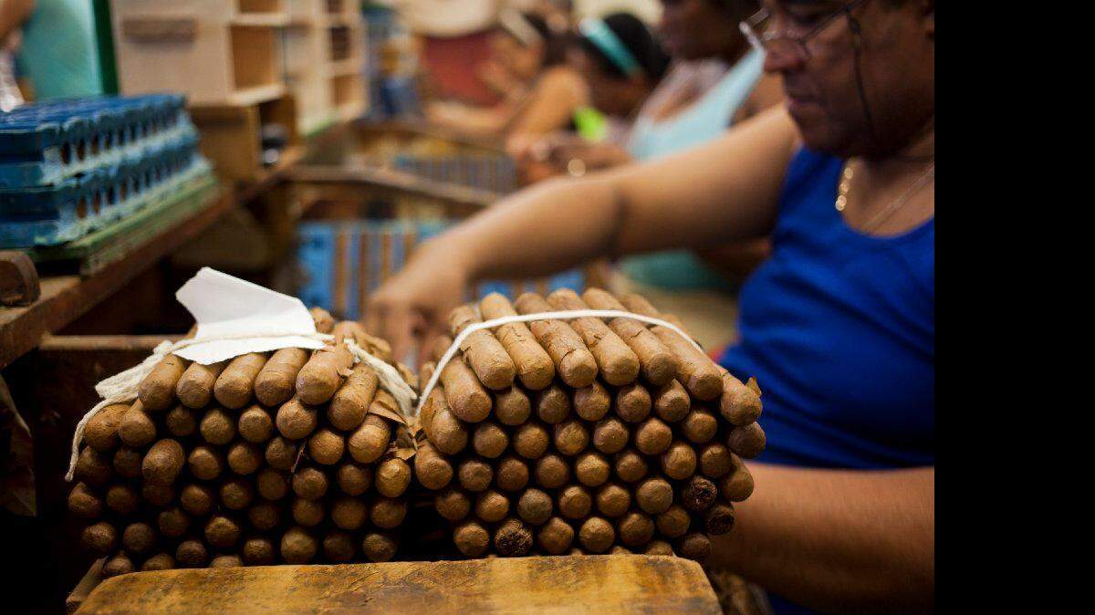 La fábrica de cigarros Tabacuba en La Habana, Cuba, el lunes 26 de enero de 2015. 