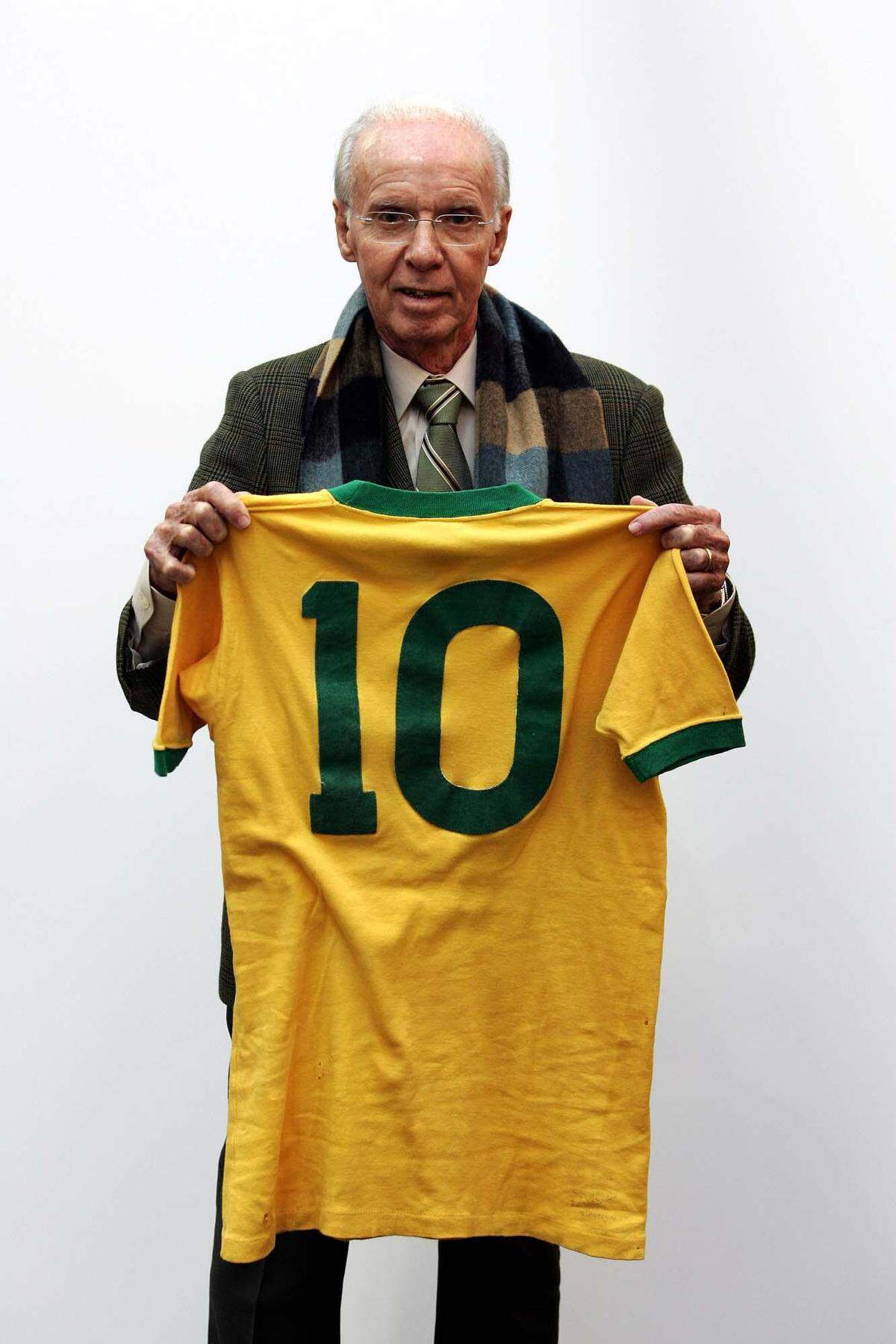 Mario Zagallo estuvo en cinco finales de las Copas del Munod, una cifra que no ha sido igualada. Ganó dos como jugador (1958 y 1962), uno como entrenador (1970) y otro como asistente (1994).