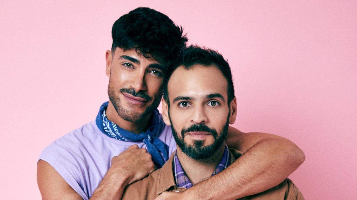 Leo Lugon y Saul Mauricio en la obra “Smiley”.
