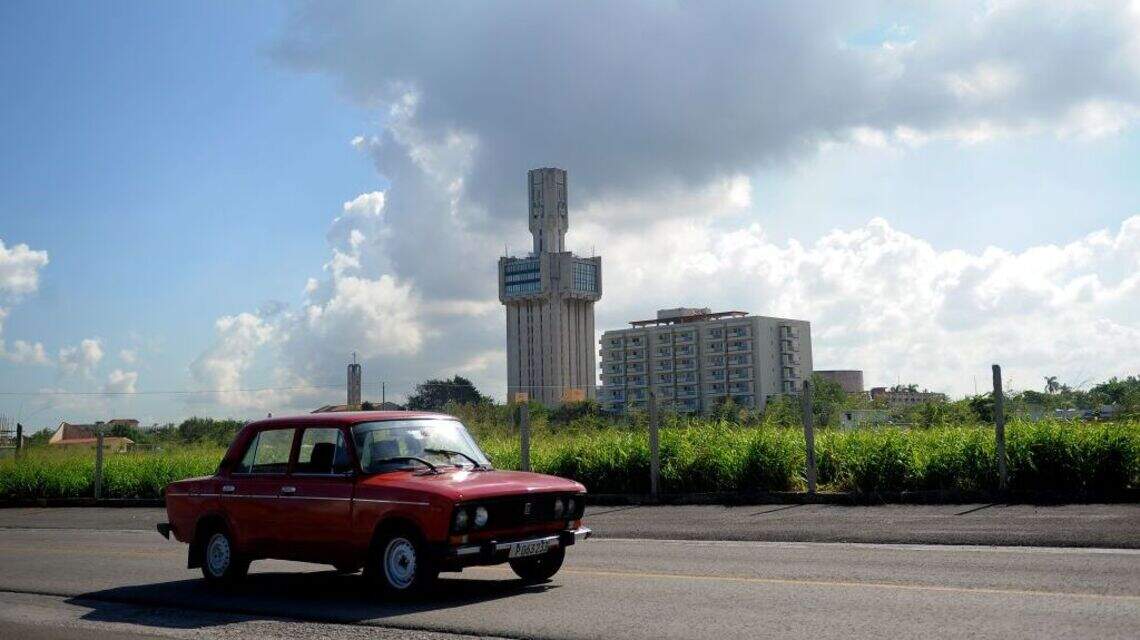Viral: Embajada rusa presume ‘caravana de autos’ en apoyo a Cuba y le llueven las burlas
