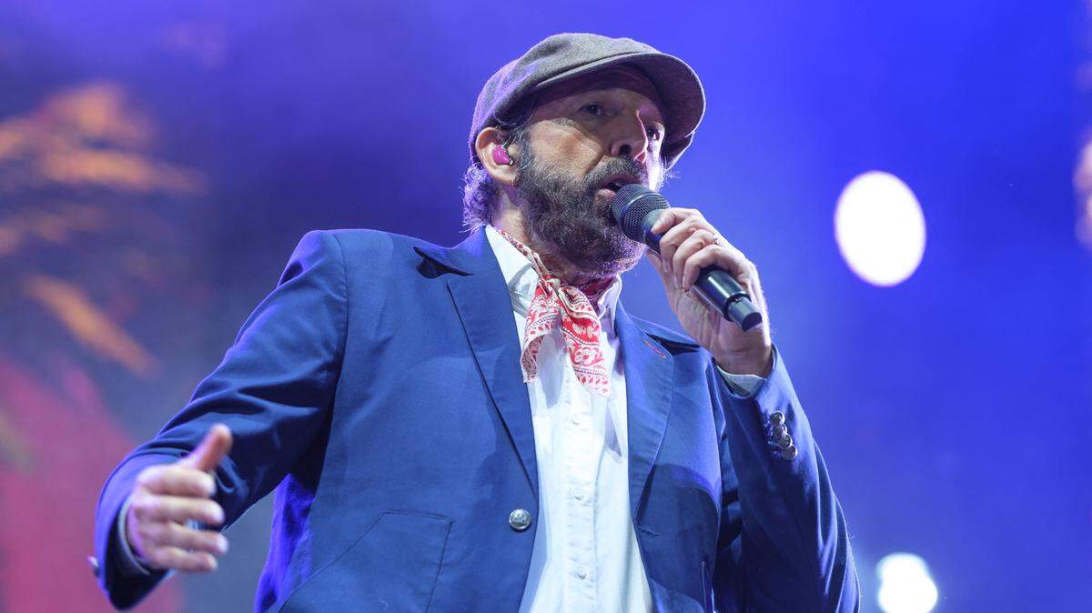Juan Luis Guerra y su banda da un concierto en el Wizcenter, en Madrid, el 10 de julio de 2022.