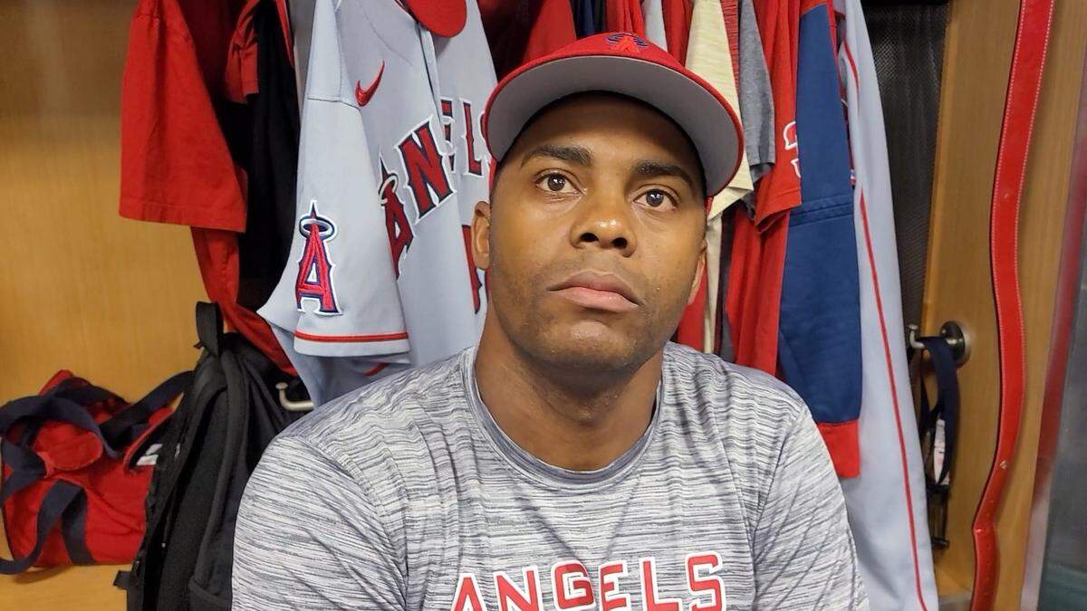 RAISEL IGLESIAS se mantiene como uno de los mejores cerradores de Grandes Ligas.