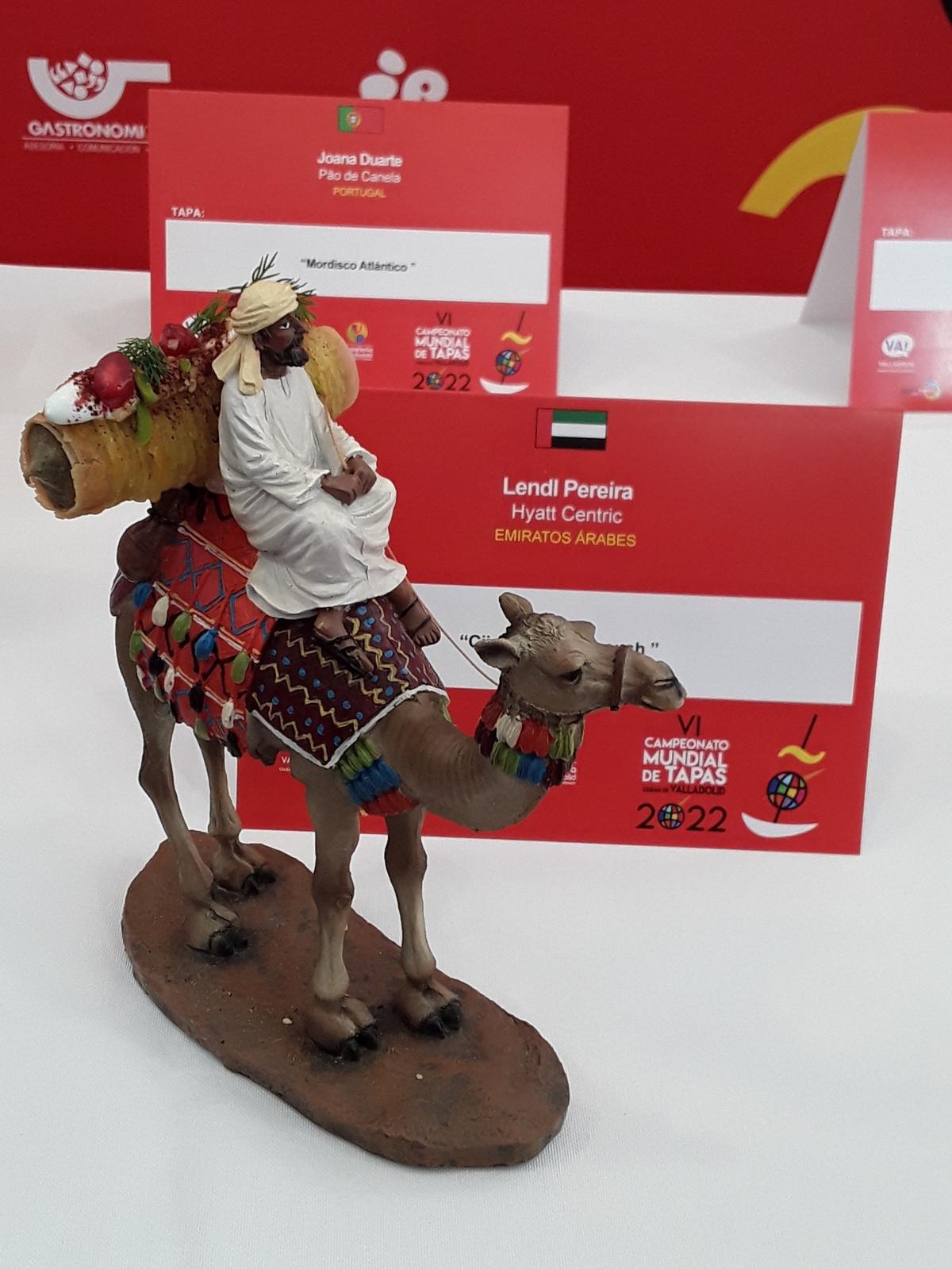 Tapa ganadora del Campeonato Mundial “Cijara Baba Ganoush”, del chef emiratí originario de la India, Lendl Pereira del Hyatt Centric, en Dubái (Emiratos Árabes).