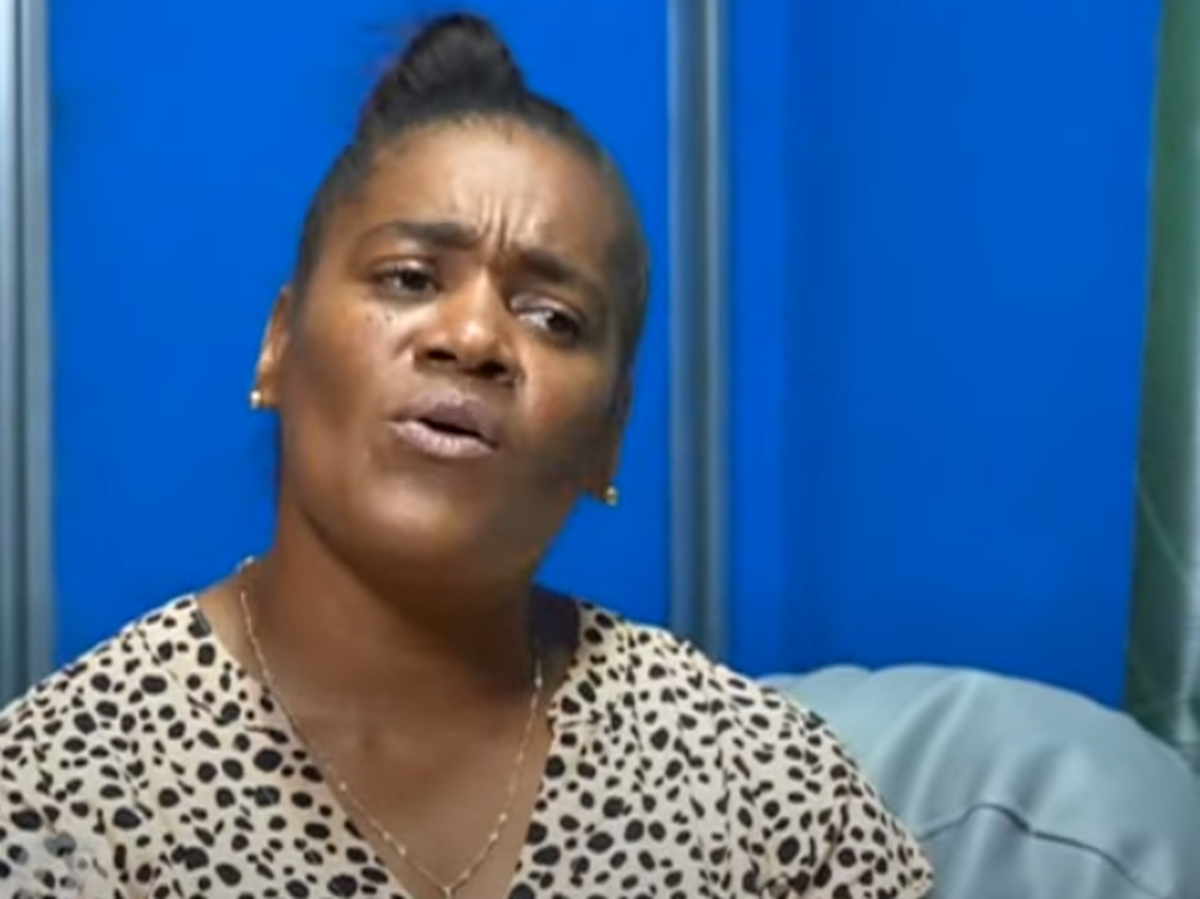 &nbsp;La titular de la Comisión Nacional de Atletismo de Cuba, Yipsi Moreno, renunció a su cargo tras la mala actuación y las deserciones de la delegación durante el reciente campeonato mundial de la disciplina en Oregon, Estados Unidos.