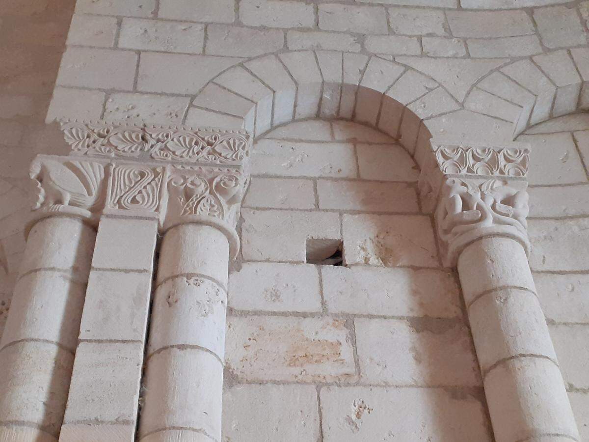 Detalle de los capiteles de Villesalem.