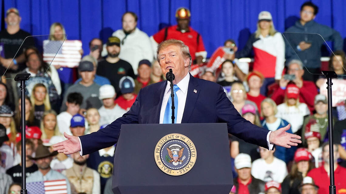 Aprobación de Trump cae a un mínimo histórico a semanas de las elecciones de medio mandato