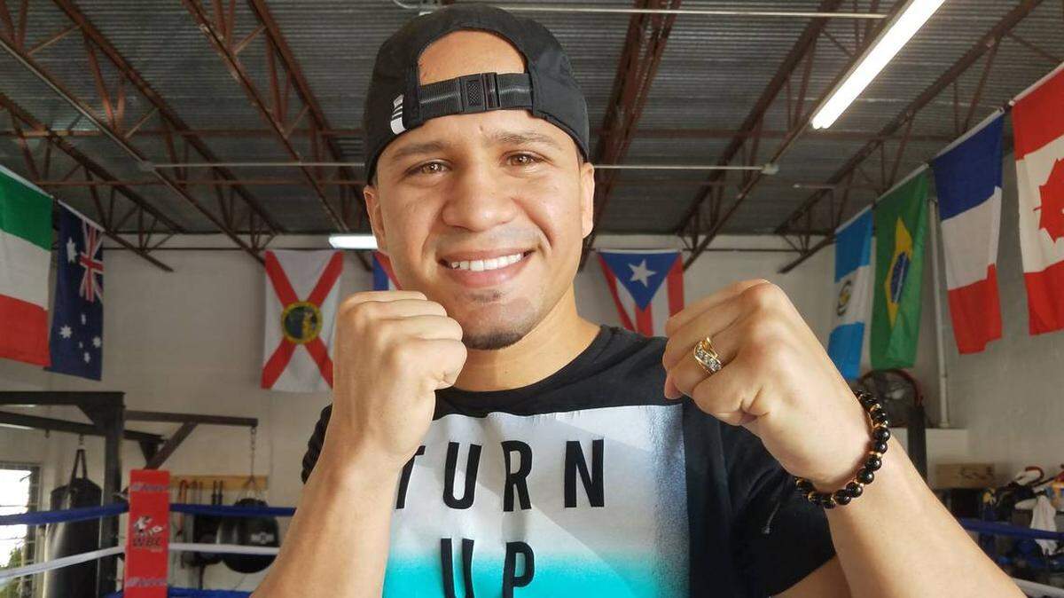 Tras dos años de ausencia en peleas profesionales, el cubano Jorge Romero se alista para regresar al ring el próximo 18 de julio en el Hotel Caribe Royale de Orlando.