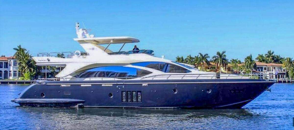 Yate de Luis Miguel
