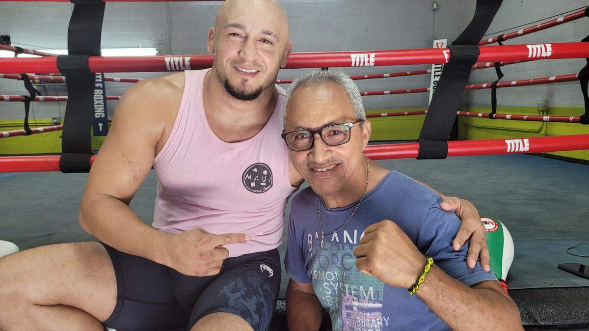 Yosdenis Cedeño entrena con el profesor Jorge Rubio y espera que este viernes todos esos sacrificios se vean validados con una victoria con la desnudez de sus puños.