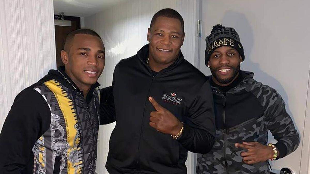 ERISLANDY LARA (i), Luis Ortiz y Yordenis Ugás (d) serán protagonistas de la súper semana del boxeo cubano.