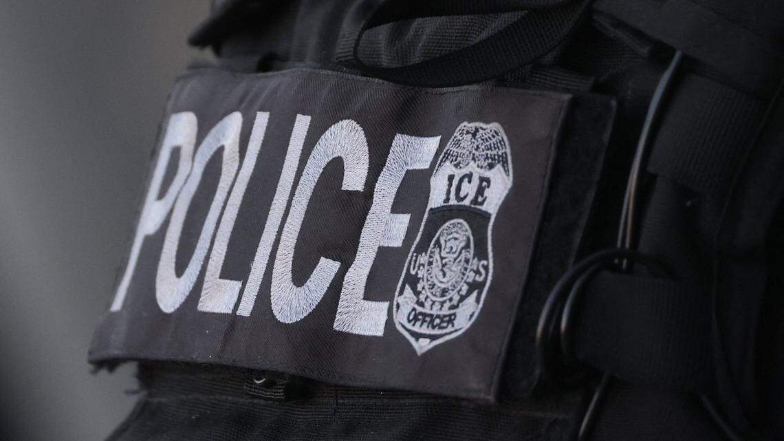 Ciudades de EEUU repudian millonario plan de adaptar almacenes en centros migratorios