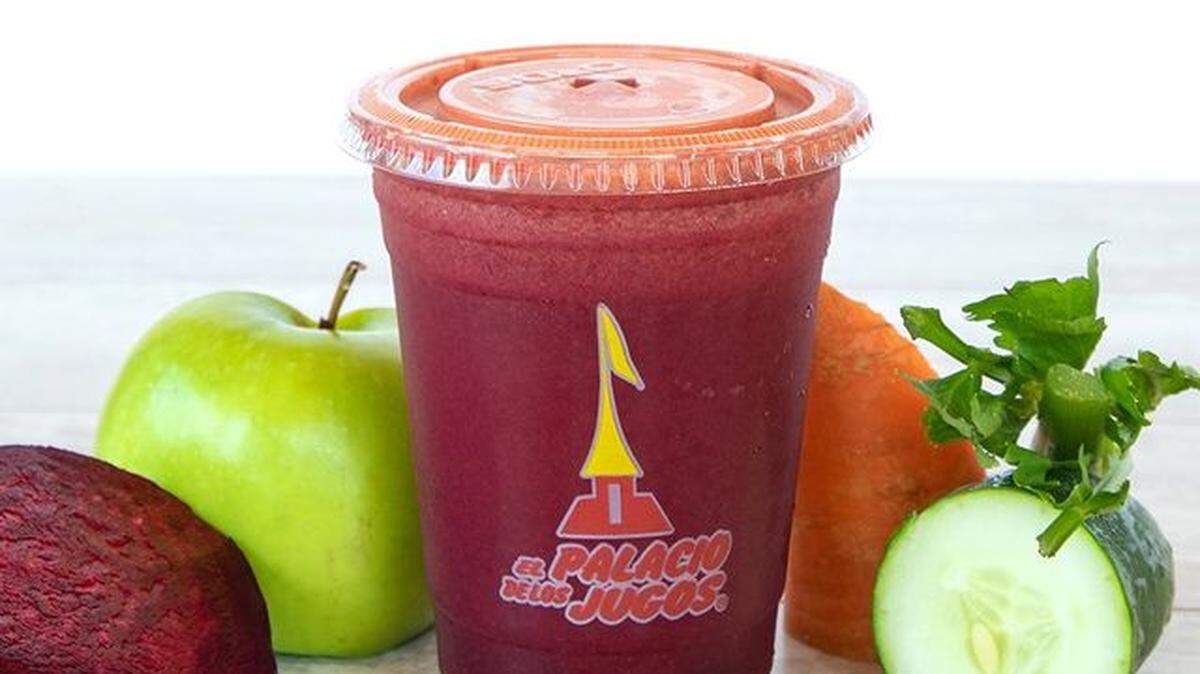 Con varias localidades en todo Miami, El Palacio de los Jugos, tiene deliciosos batidos de frutas naturales.
