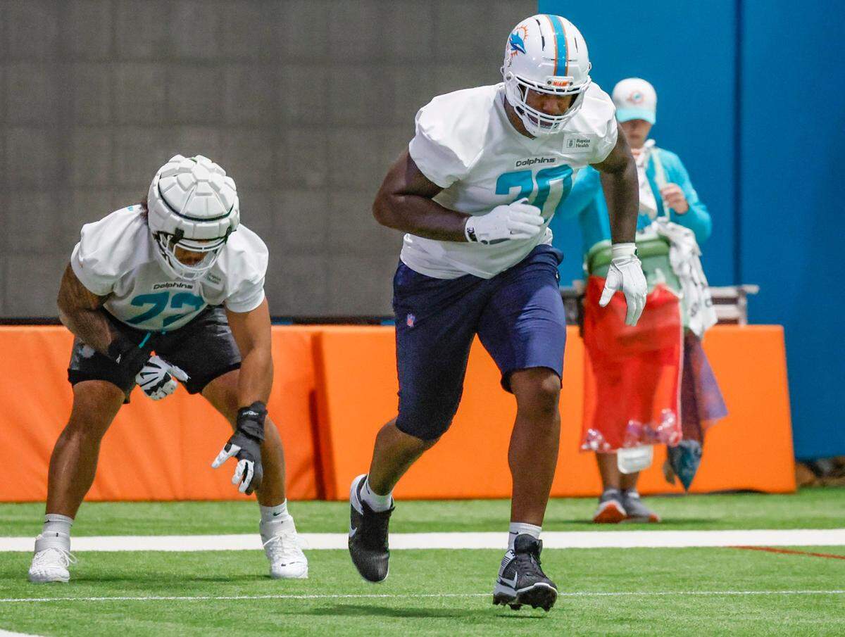 El gigante offensive lineman dominicano Bayron Matos se encuentra en condición estable tras ser internado el hospital Jackson Memorial por un encontronazo en la práctica del miércoles.