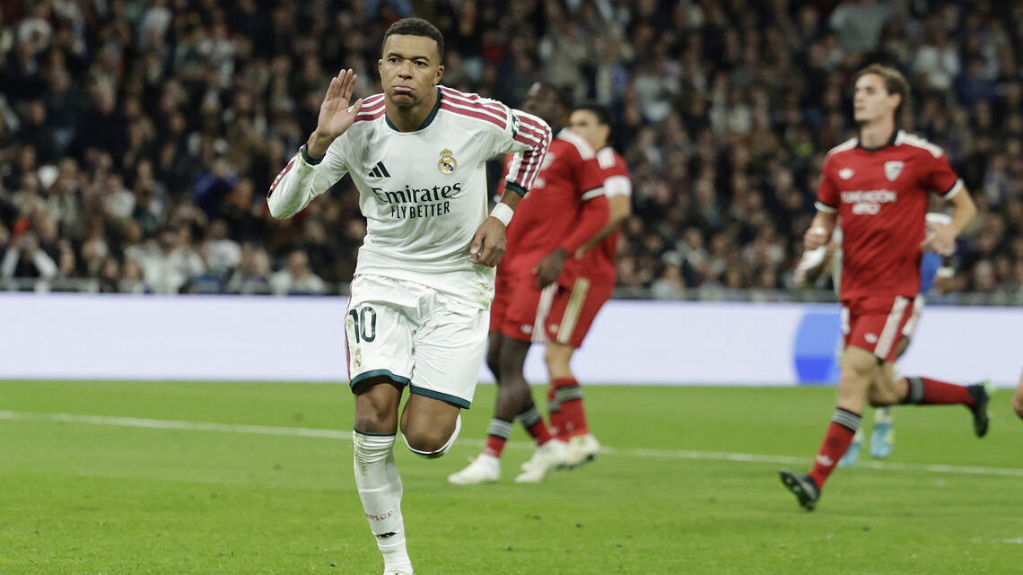 Mbappé brilla en goleada del Real Madrid que recupera la confianza antes del clásico con Barcelona