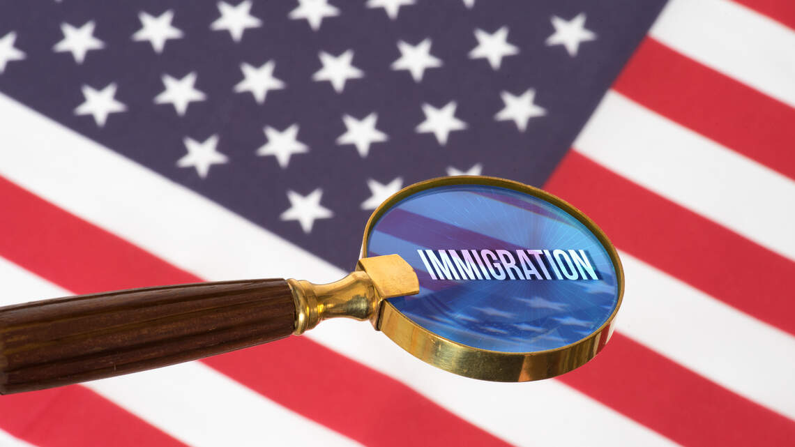 5 razones por las que Inmigración niega la ciudadanía americana. No cometas estos errores comunes