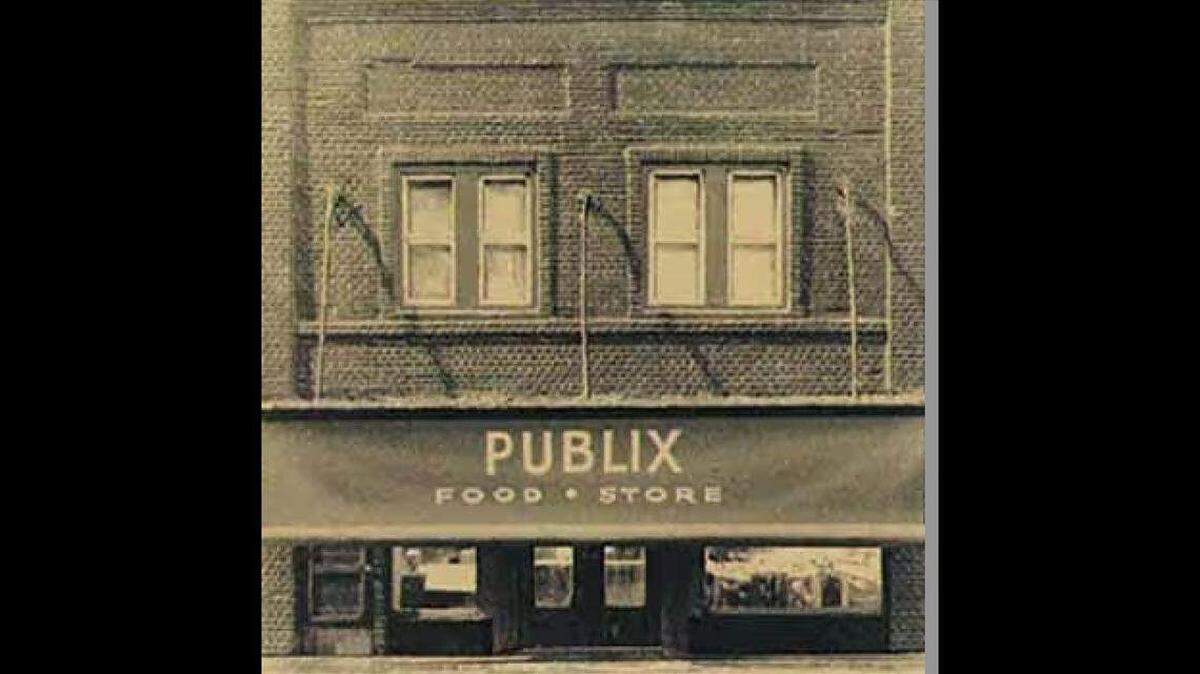 El fundador de Publix, George Jenkins, abrió el primer supermercado Publix en Winter Haven, Florida, en 1930.
