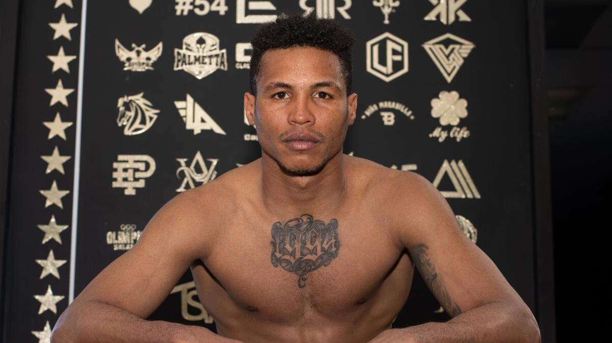 El invicto boxeador cubano Kevin Brown buscará consolidarse como contendiente mundial en el peso superligero al encabezar una cartelera en Orlando ante el dominicano Esteuri Suero.