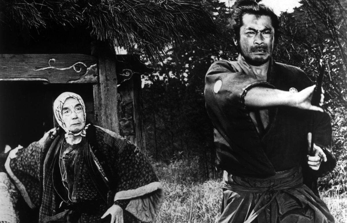 en Coral Gables Art Cinema continúa la proyección de ‘Yojimbo’ (1961) ambientada en el Japón del siglo XIX.
