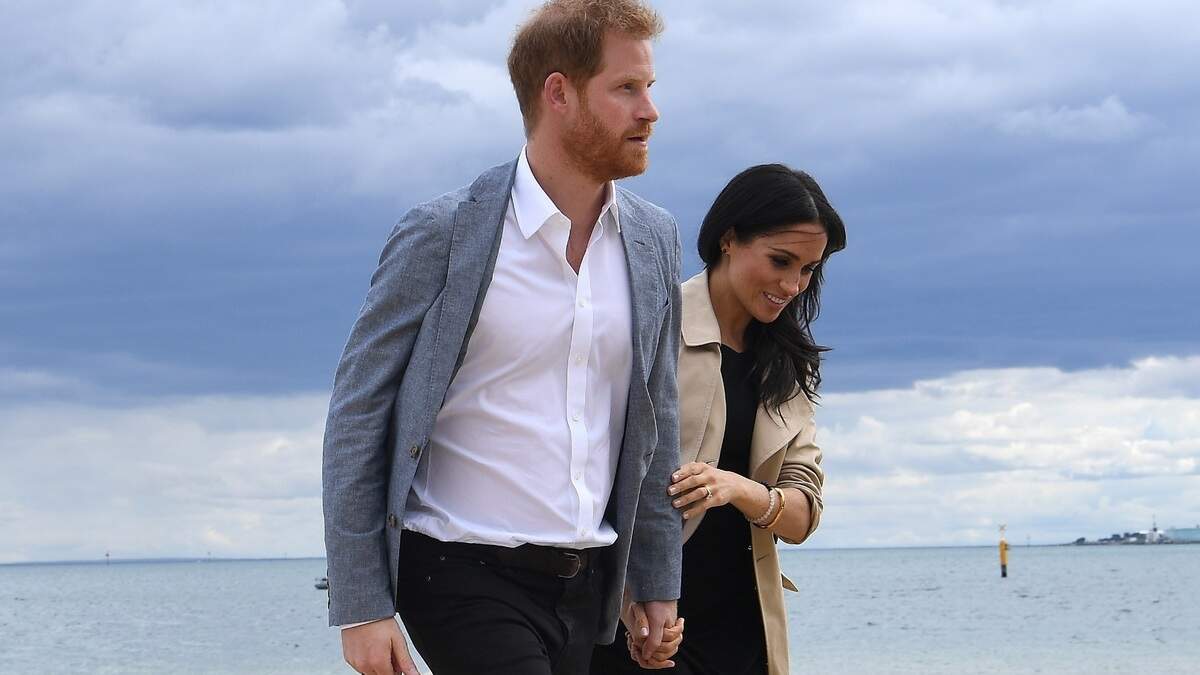 Una investigación de la radiotelevisión pública canadiense, CBC, explica que la propiedad de la mansión Mille Fleurs situada en la isla de Vancouver y valorada en millones de dólares, está oculta tras una compleja red de sociedades en paraísos fiscales como las islas Vírgenes Británicas, Bahamas y Jersey.