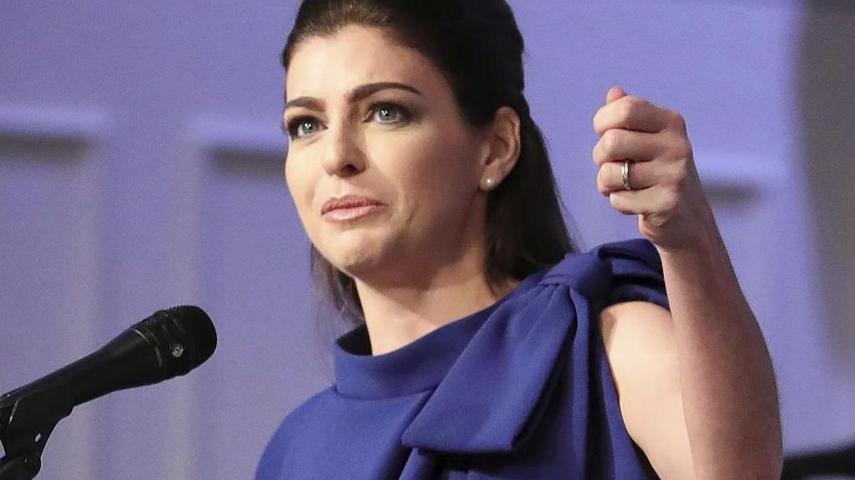 - La primera dama de Florida, Casey DeSantis, hace comentarios durante la conferencia Project Opioid en la Primera Iglesia Presbiteriana, en Orlando, Florida, el martes 20 de agosto de 2019.  (Joe Burbank/Orlando Sentinel vía AP, Archivo)