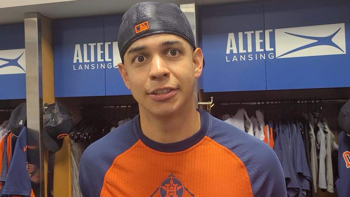 Mauricio Dubón entiende la responsabilidad de ser el primero. Cuando debutó el 7 de julio del 2019 con los Cerveceros de Milwaukee, nunca antes un pelotero nacido en Honduras había pisado un estadio de Grandes Ligas.